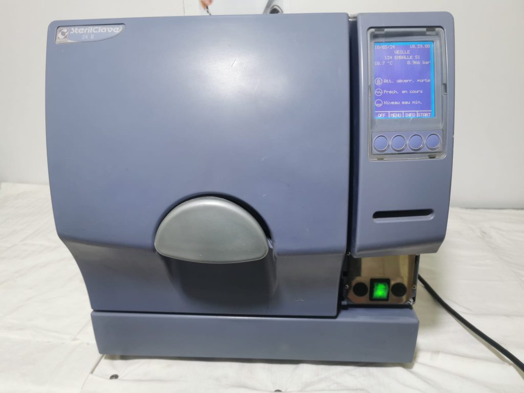 AUTOCLAVE