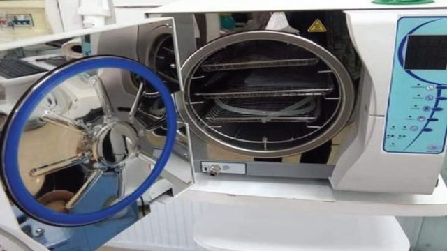Autoclave de paillasse classe 23L